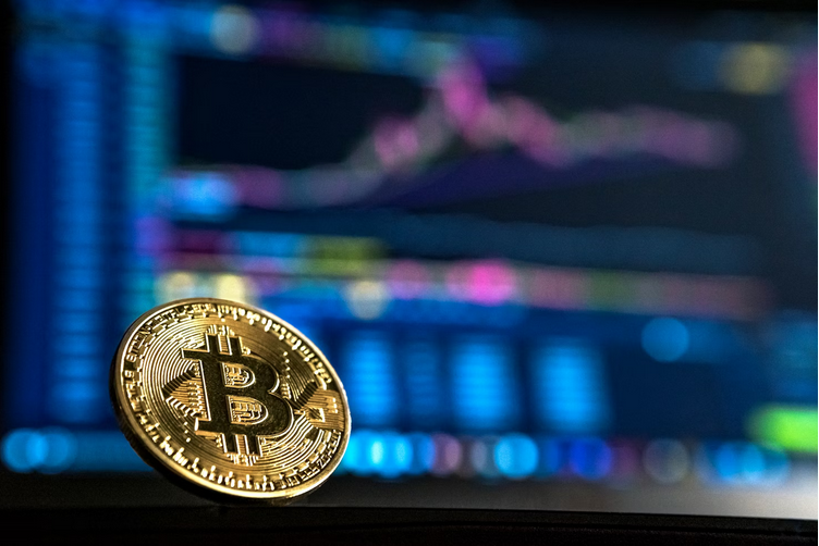 Investing in Bitcoin: A Comprehensive Beginner’s Guide to Cryptocurrency Trends and Market Strategies